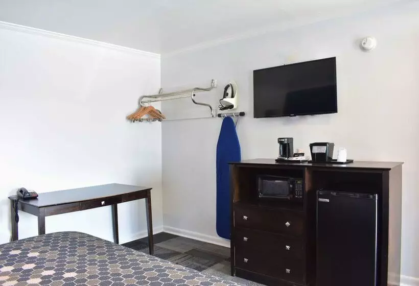 Мотель Rodeway Inn