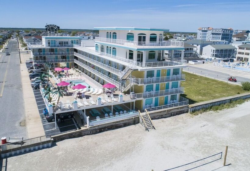 Paradise Oceanfront Resort