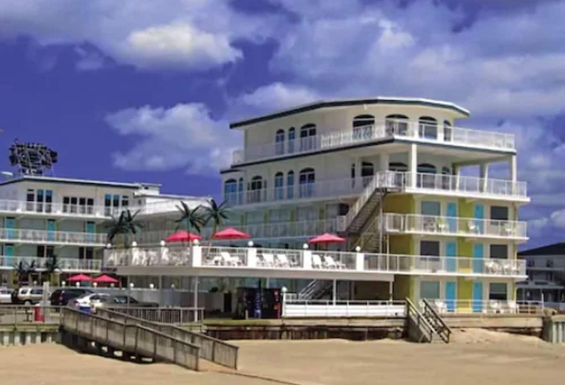 Paradise Oceanfront Resort