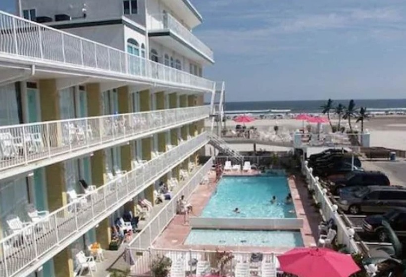 Paradise Oceanfront Resort