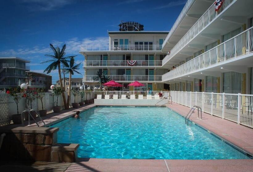 Paradise Oceanfront Resort