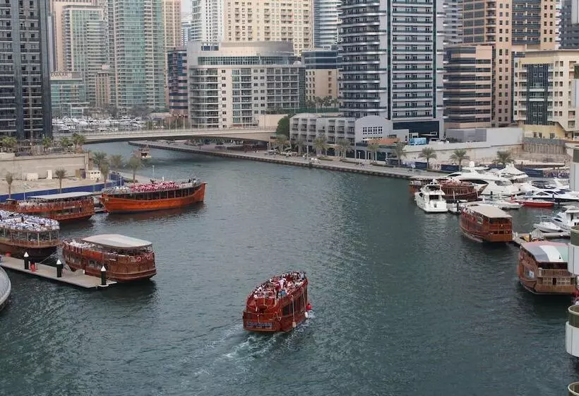 Pearl Marina Hotel Apartments