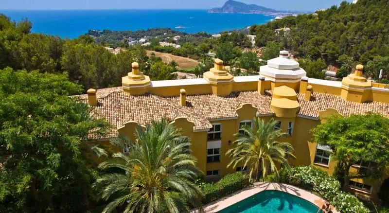 استراحتگاه Marconfort Altea Hills