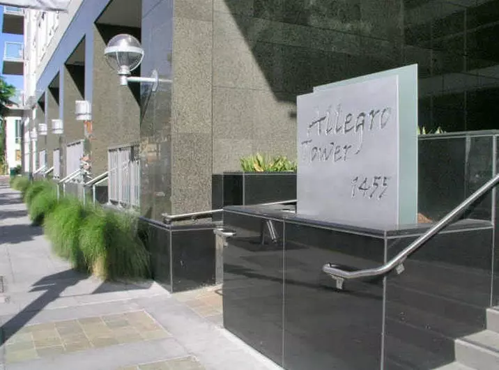 SuiteAmerica Allegro Towers