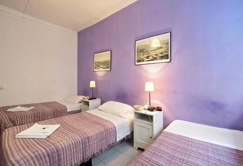 Общежитие Hostal Elkano