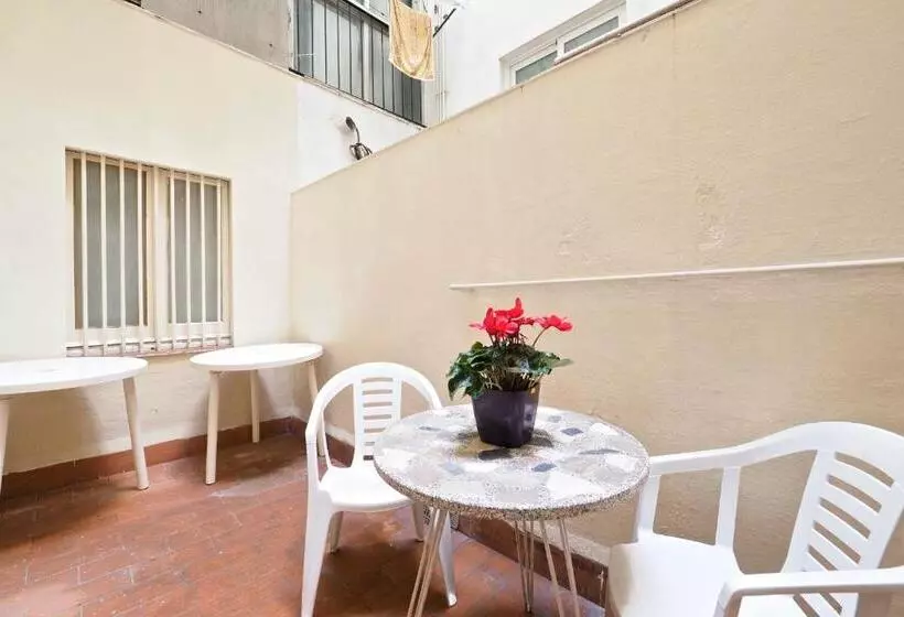 Общежитие Hostal Elkano