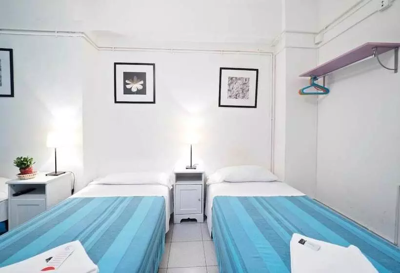 Общежитие Hostal Elkano