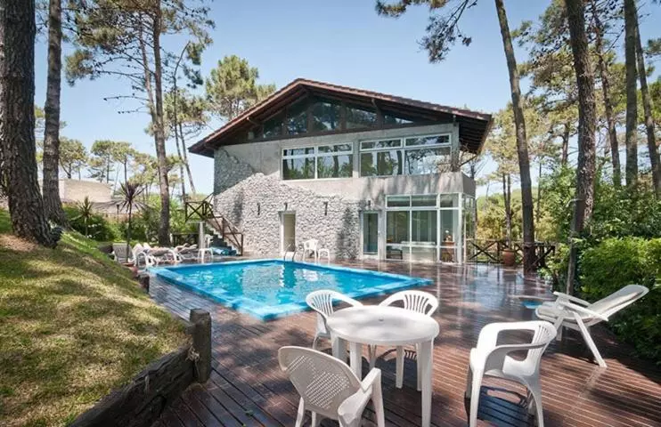 Ayres De Carilo By Hs