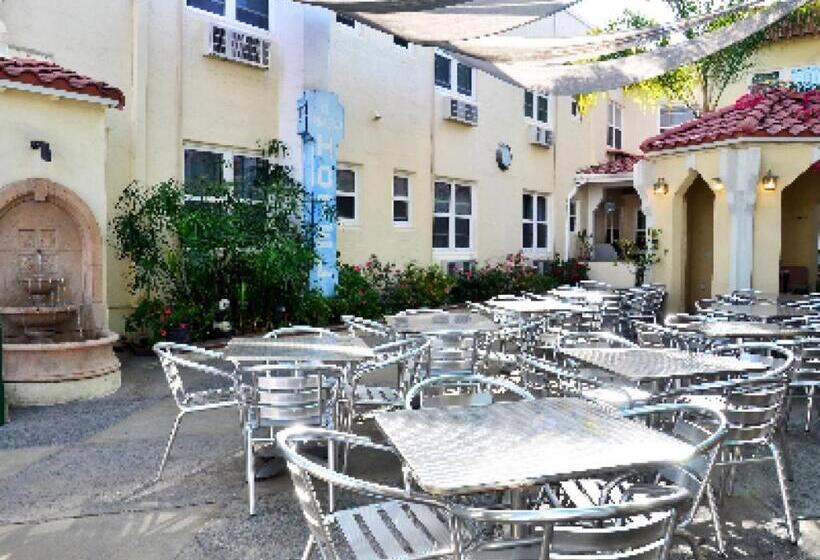 Bed and Breakfast El Primero Boutique