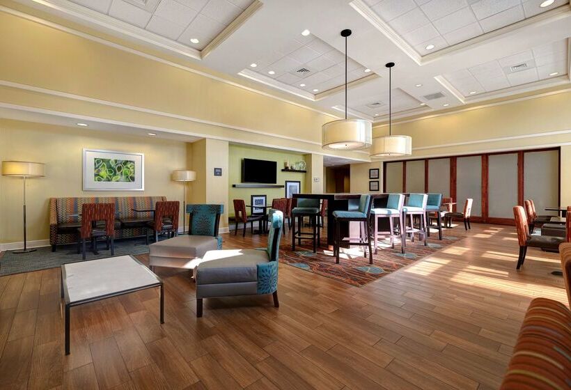 Hampton Inn & Suites Pensacola/gulf Breeze
