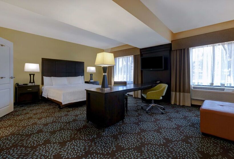 Hampton Inn & Suites Pensacola/gulf Breeze