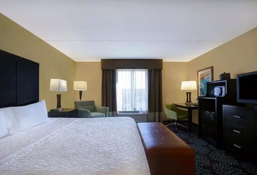 Hampton Inn & Suites Pensacola/gulf Breeze