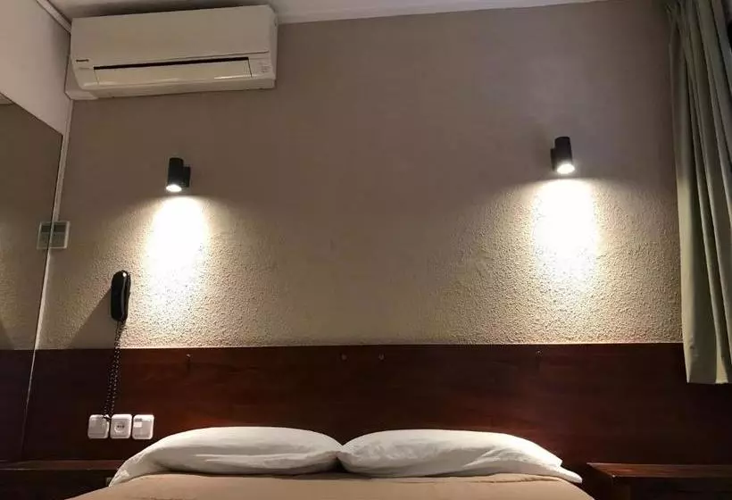 Hostal Radio Barcelona