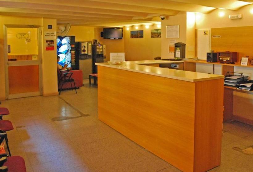 Hostal Radio Barcelona