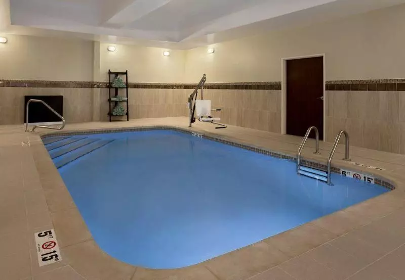 호텔 Courtyard By Marriott Little Rock North