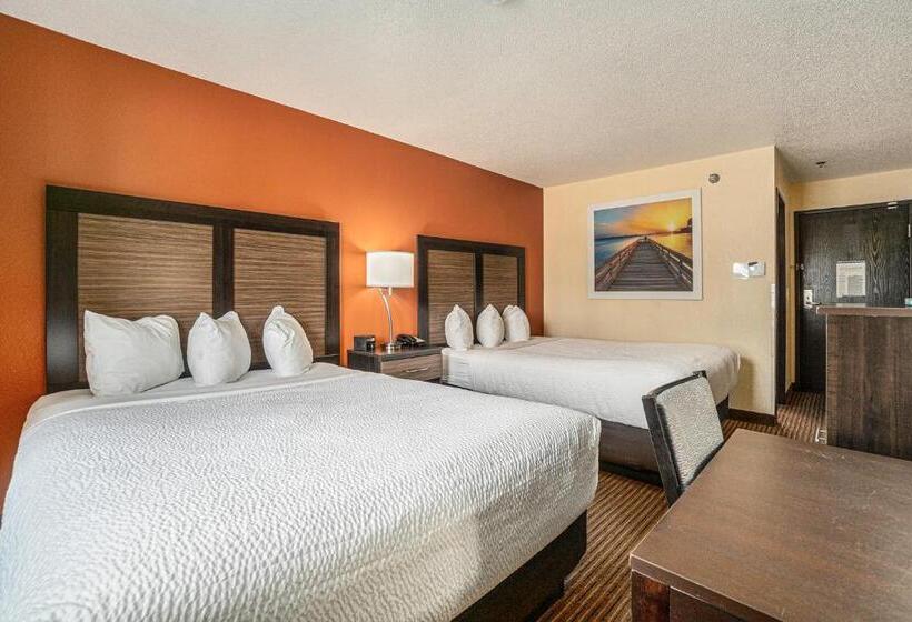 ホテル Days Inn & Suites By Wyndham Traverse City