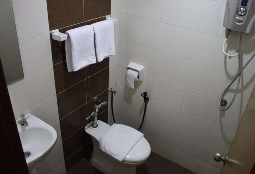 Hotel Dynasty Inn Wakaf Che Yeh