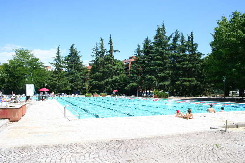 Отель Excel Milano 3