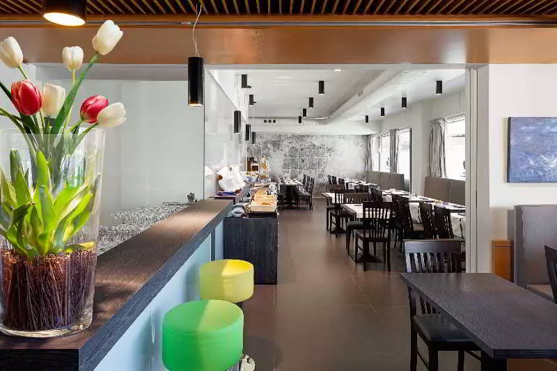 Отель Excel Milano 3