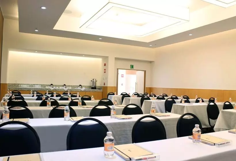 Hotel Fiesta Inn Chetumal