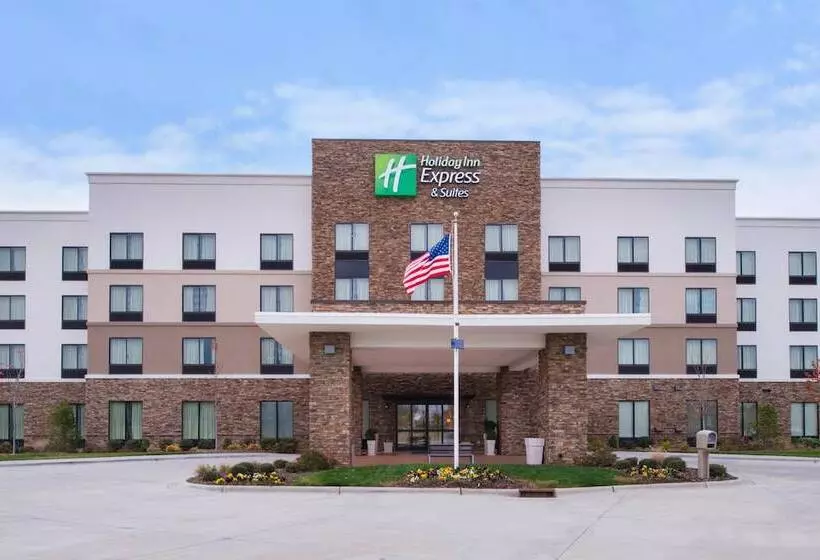فندق Holiday Inn Express & Suites Monroe, An Ihg