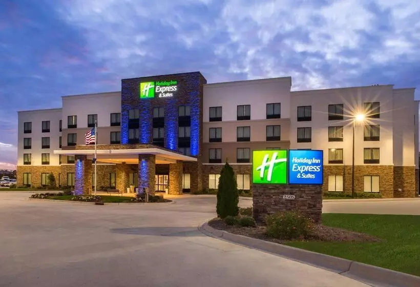فندق Holiday Inn Express & Suites Monroe, An Ihg