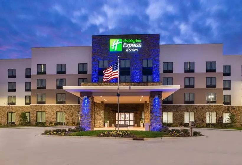 فندق Holiday Inn Express & Suites Monroe, An Ihg