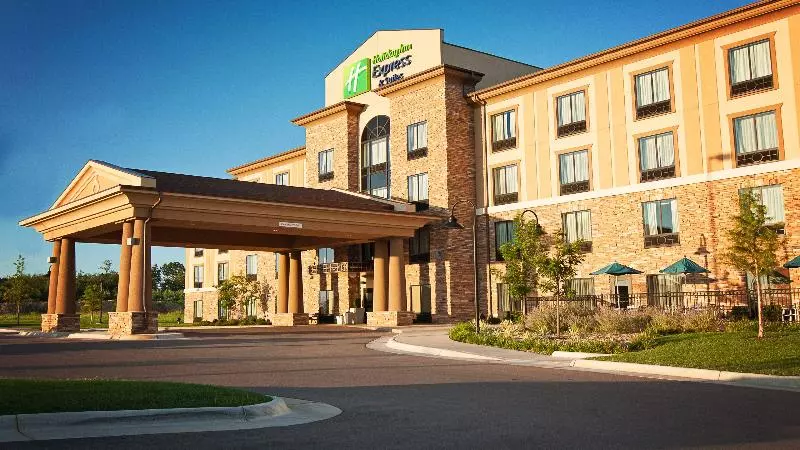 Holiday Inn Express Hotel & Suites Wichita Northeast, An Ihg