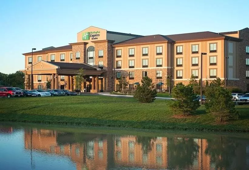 Holiday Inn Express Hotel & Suites Wichita Northeast, An Ihg