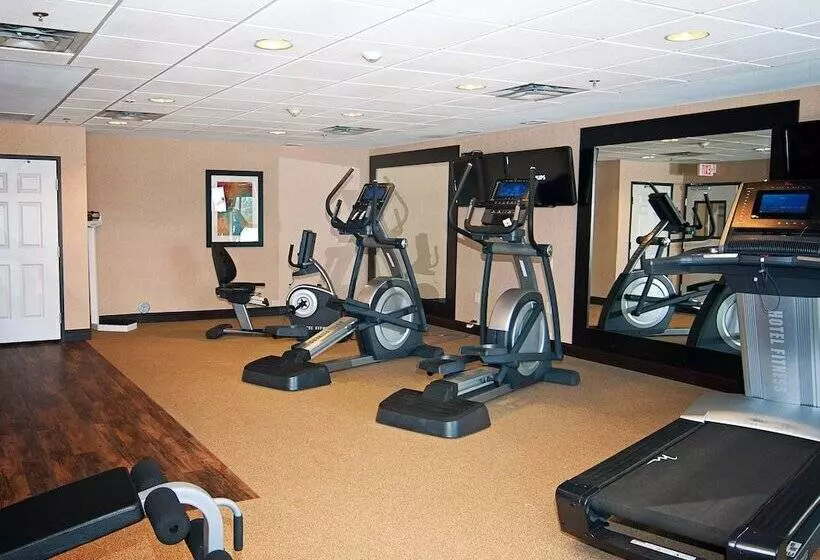 Holiday Inn Express Hotel & Suites Wichita Northeast, An Ihg