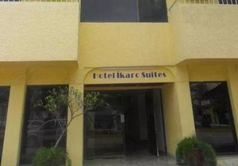 ホテル Íkaro Suites Cancún