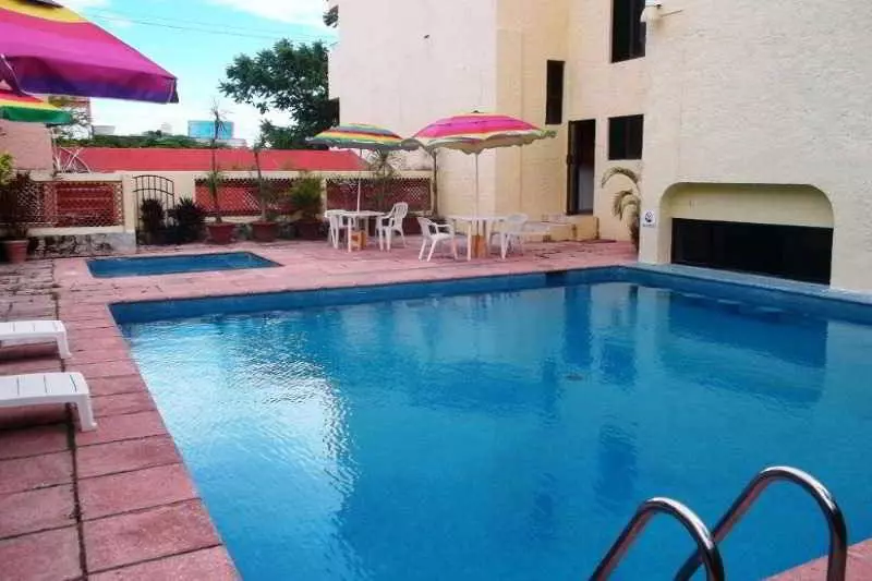 ホテル Íkaro Suites Cancún