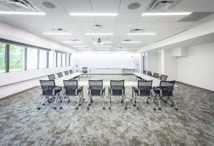 ホテル Inn At Villanova University