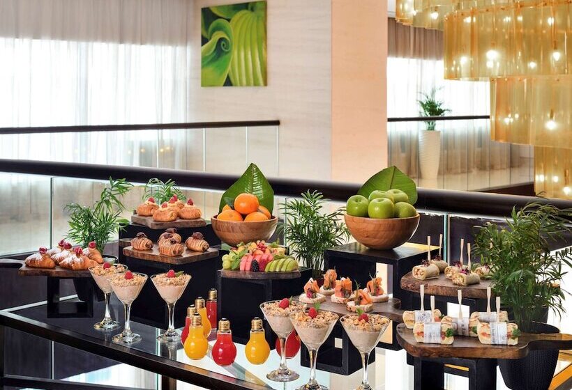 Mövenpick Hotel Jumeirah Lakes Towers Dubai