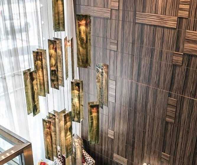 בית מלון כפרי Opera House