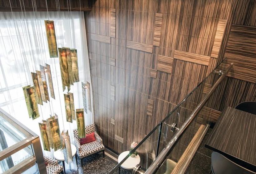 בית מלון כפרי Opera House