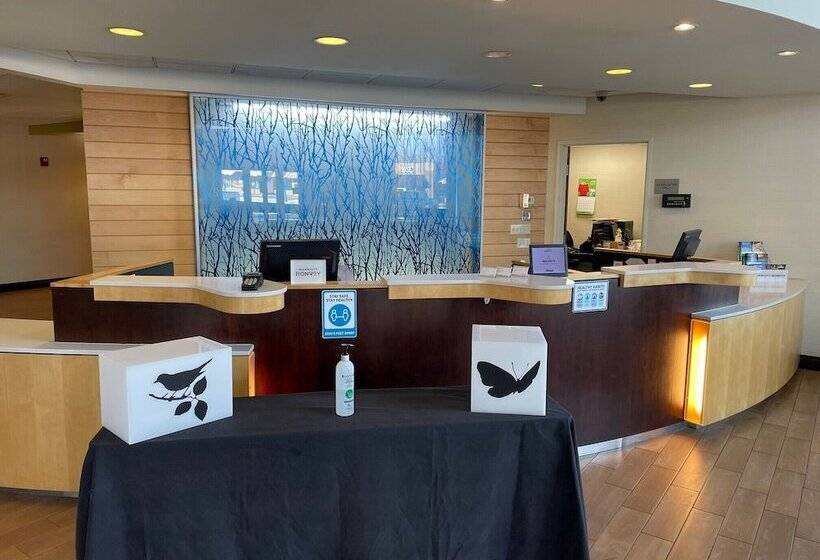 فندق Peach Tree Inn And Suites