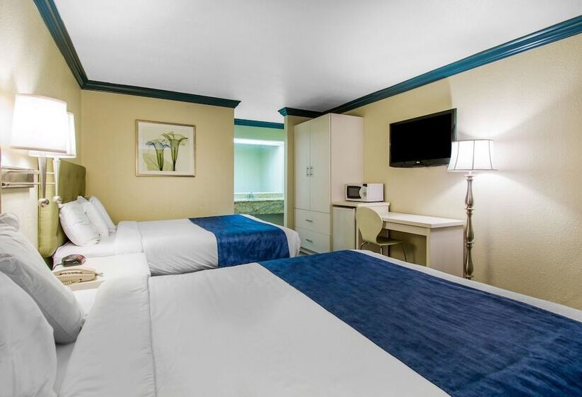 בית מלון כפרי Quality Inn Clermont West Kissimmee