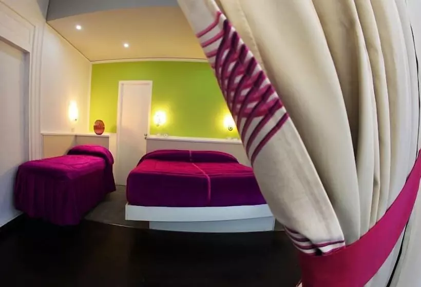 هتل The Fresh Glamour Accommodation