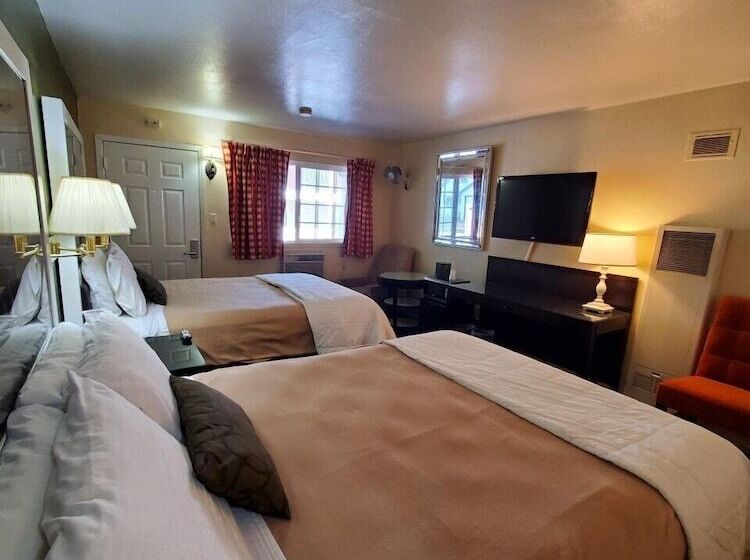 فندق على الطريق Bluebird Day Inn & Suites