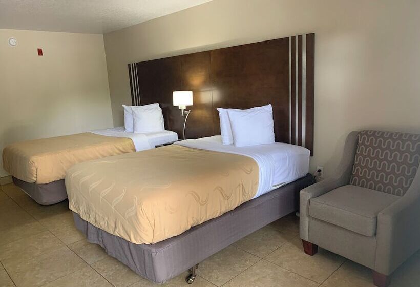 汽车旅馆  Serena Inn