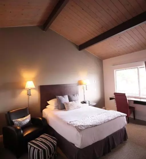 汽车旅馆  The Presidio