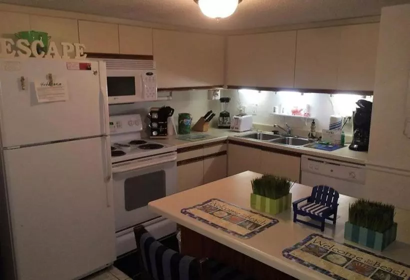 Курорт 405 Waters Edge