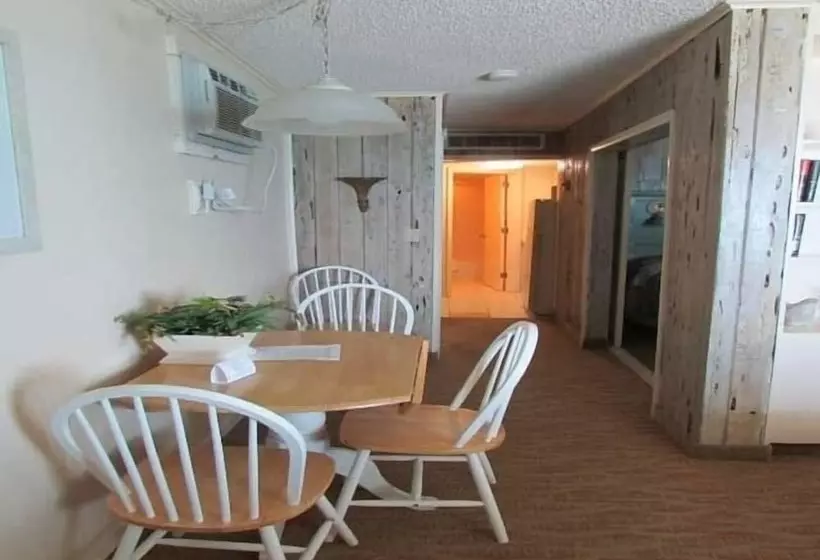 The Driftwood Resort