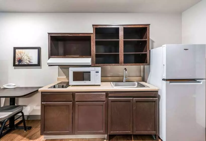 Woodspring Suites Columbus West Hilliard