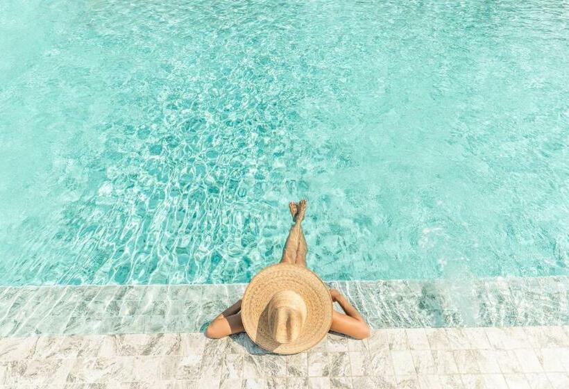 בית מלון כפרי Beachwalk Koh Rong