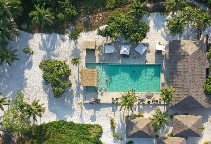 בית מלון כפרי Beachwalk Koh Rong