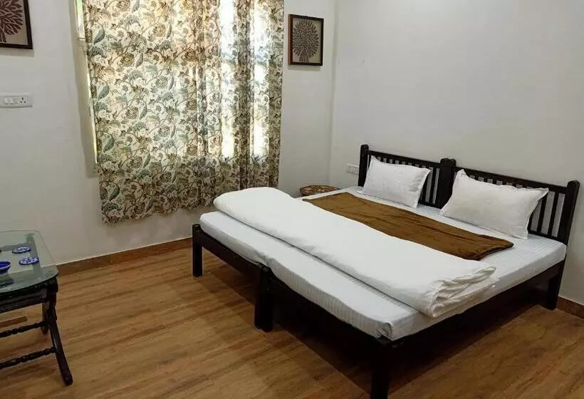 Hotelli Hindupura Residency