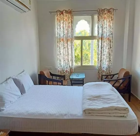 Hotelli Hindupura Residency