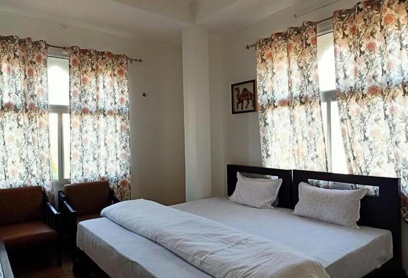 فندق Hindupura Residency